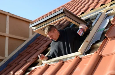 Pose de fenêtres de toit Velux à Salmiech